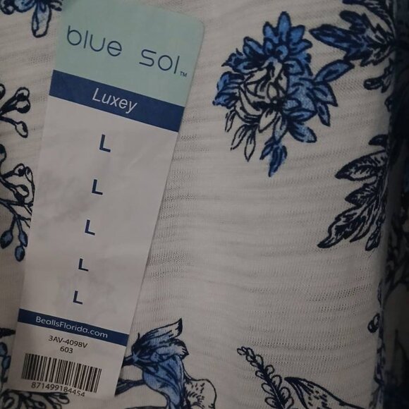 Women's Blue Sol Long Sleeve Floral Top. - Picture 3 of 6